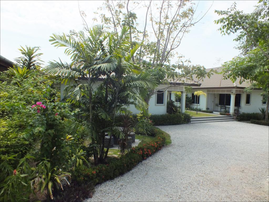 Vacation Garden Villa Thalang Ngoại thất bức ảnh