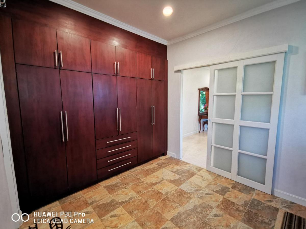 Vacation Garden Villa Thalang Ngoại thất bức ảnh